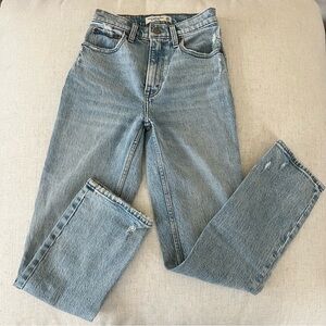 Abercrombie 90s Straight Leg Jeans